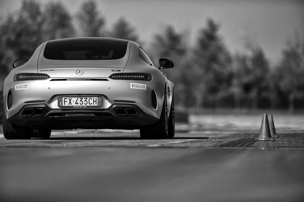 Hoe herken je slijtage aan de remmen en wanneer moet je ze vervangen?